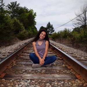 Meet your Posher, Allyson